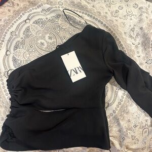 NEW never been worn Zara black shirt